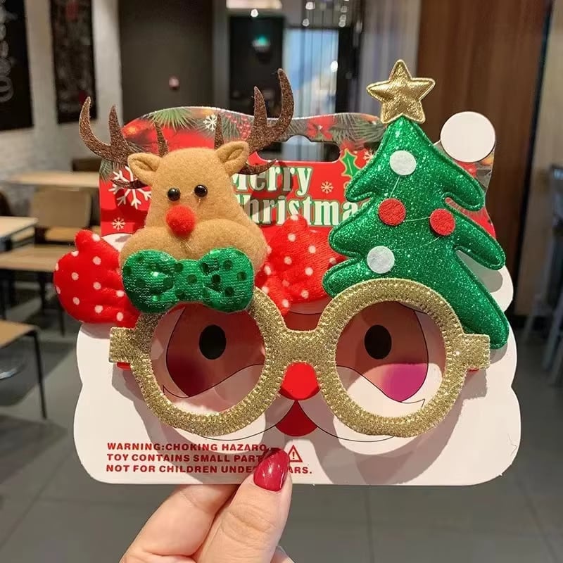 Santa & Christmas Tree Party Glasses · image reference 4