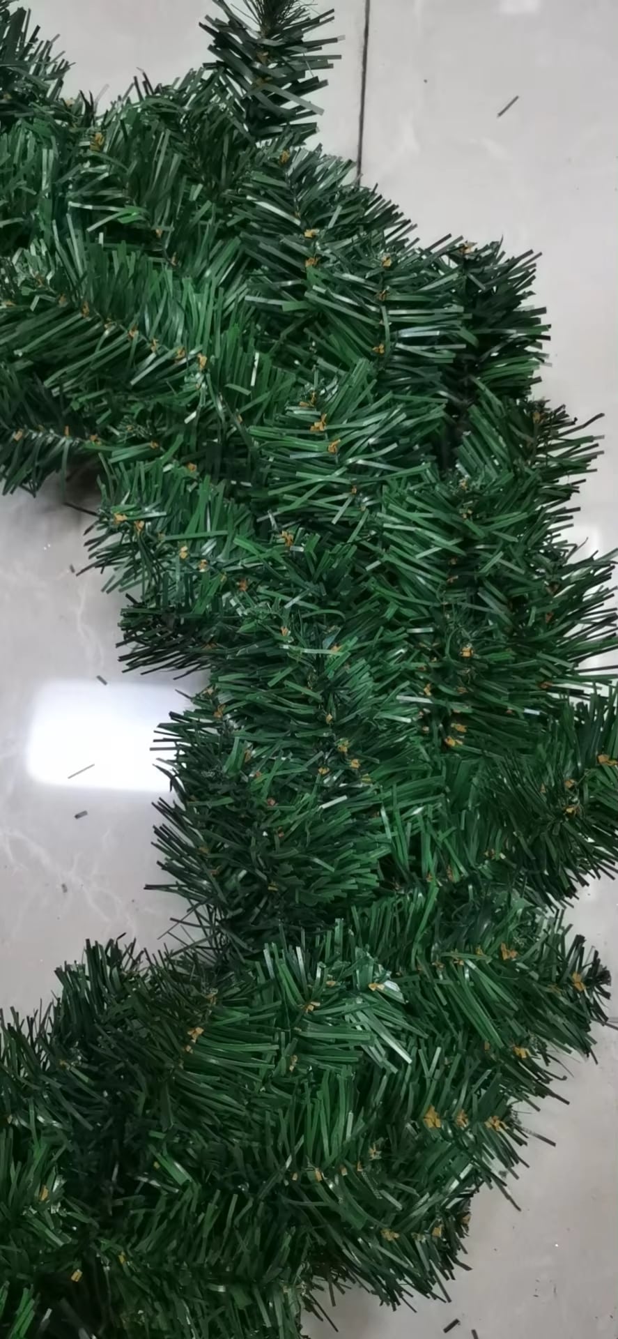 Light-Up Wreath & Garland Collection · image reference 9