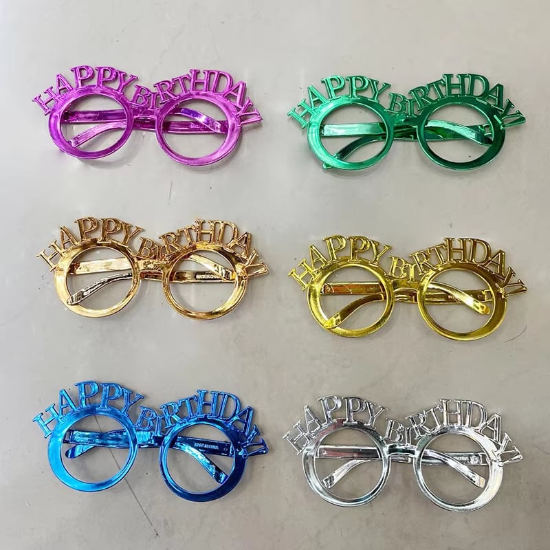 Bride-to-Be Star Party Glasses · image reference 1