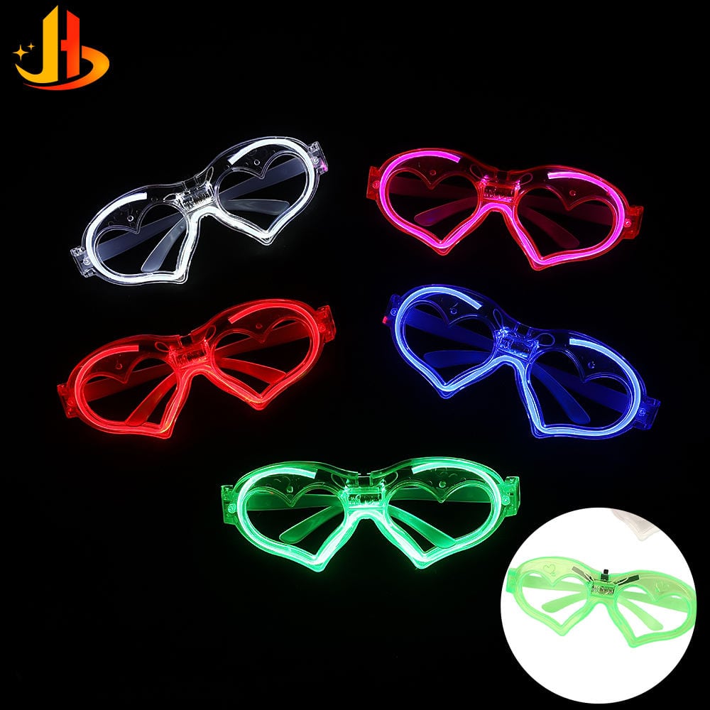 Gafas de luz fría en corazón 3
