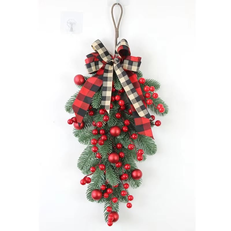 Berry & Pinecone Wreath Collection · image reference 5